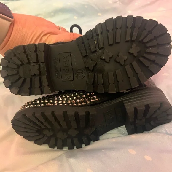 kidpik Black and Silver Kids Boots - Picture 7 of 7